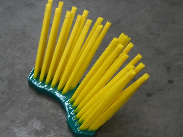 MOULDED STRIP & BLOCK BRUSHES