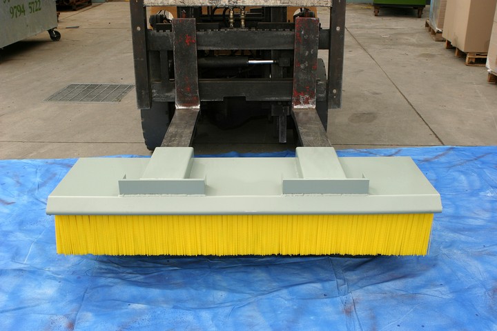 MAXI SWEEP (FORKLIFT) BROOM